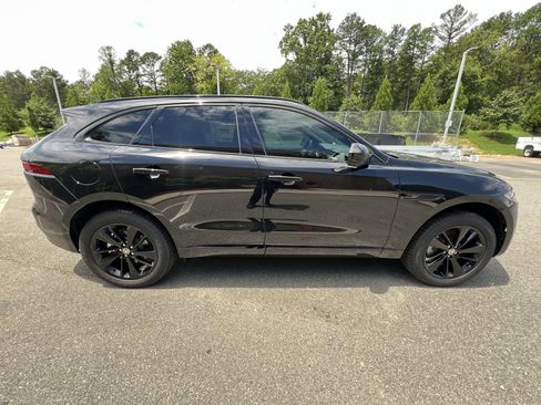 Used 2026 Jaguar F-PACE R-Dynamic S AWD/4WD image 9