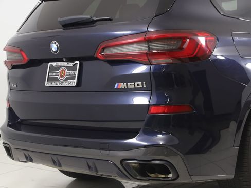 Used 2020 BMW X5 M50i w/ Executive Package AWD/4WD image 44