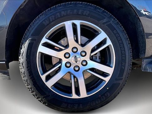 Certified 2024 Ford Expedition Limited image 33