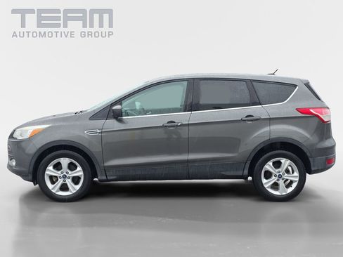 Used 2016 Ford Escape SE image 4
