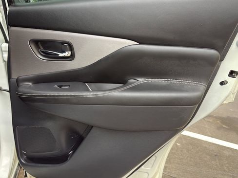 Used 2023 Nissan Murano SV w/ SV Midnight Edition Package FWD image 37