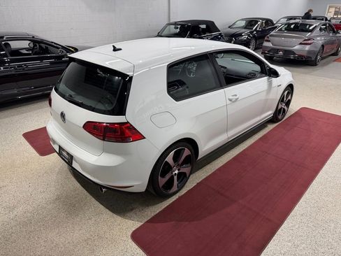 Used 2016 Volkswagen GTI S image 12