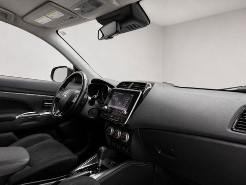 Used 2021 Mitsubishi Outlander Sport SE AWD/4WD image 35