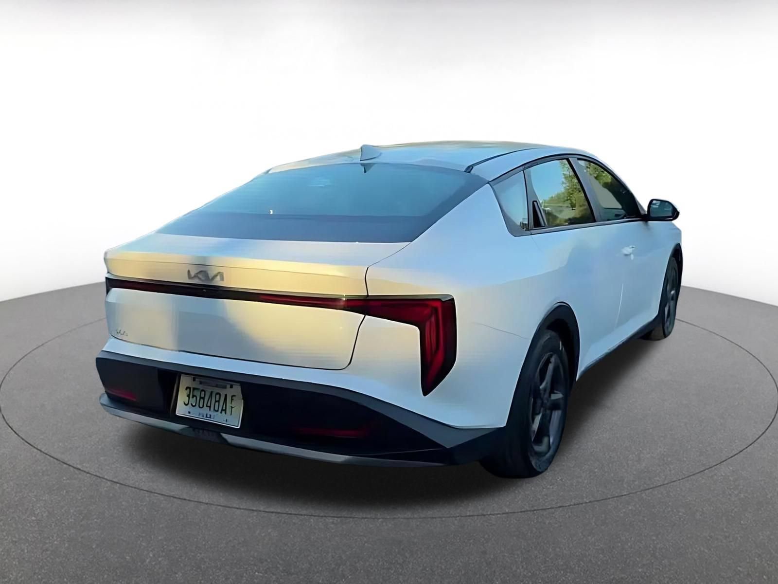 Used 2026 Kia K4 FWD image 13