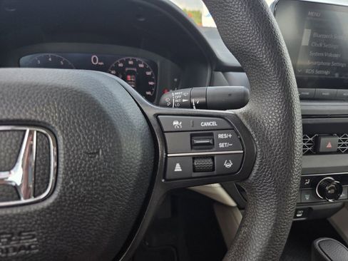 Used 2025 Honda Accord SE image 22