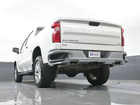 Used 2022 Chevrolet Silverado 1500 LTZ w/ Technology Package AWD/4WD image 48