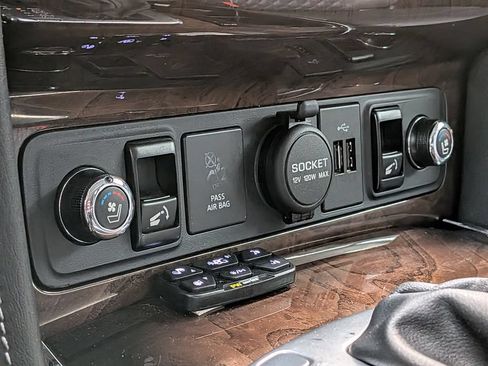 Used 2018 INFINITI QX80 4WD w/ Deluxe Technology Package image 29