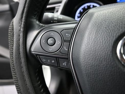 Used 2023 Toyota Camry SE image 6