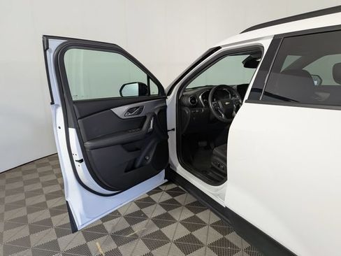 Used 2024 Chevrolet Blazer LT w/ Convenience Package FWD image 36