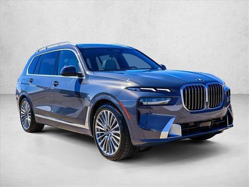 New 2026 BMW X7 xDrive40i image 3