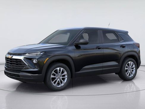 New 2026 Chevrolet TrailBlazer LS w/ LS Convenience Package FWD image 2