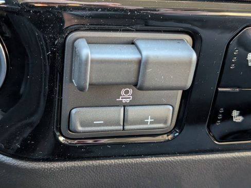 New 2026 Chevrolet Silverado 1500 LT w/ All Star Edition Plus image 23