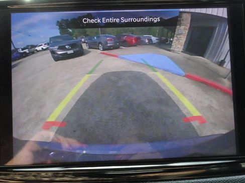 Used 2021 Chrysler Pacifica Touring-L image 20