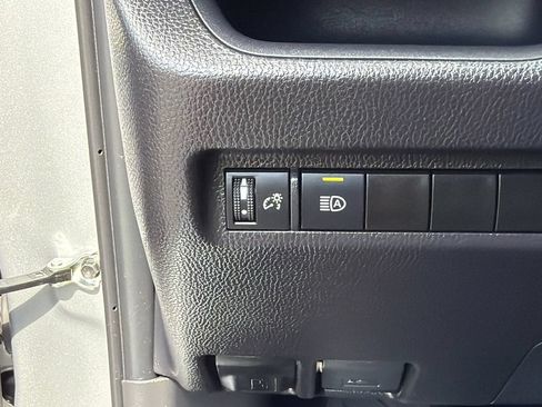Used 2025 Toyota RAV4 XLE w/ Convenience Package AWD/4WD image 23