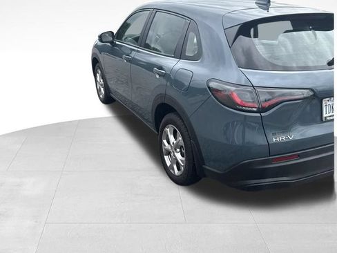 Used 2025 Honda HR-V LX image 8