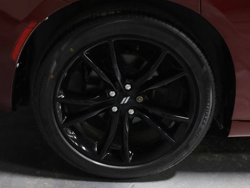Used 2018 Dodge Charger SXT w/ Blacktop Package RWD image 36