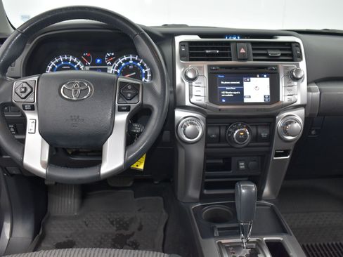 Used 2017 Toyota 4Runner SR5 image 20
