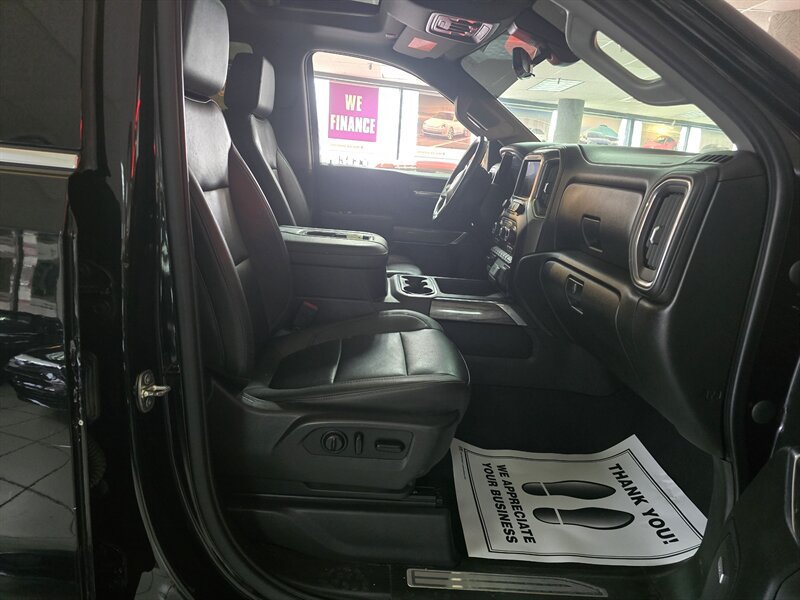 Used 2021 Chevrolet Silverado 1500 LTZ w/ LTZ Premium Package AWD/4WD image 14