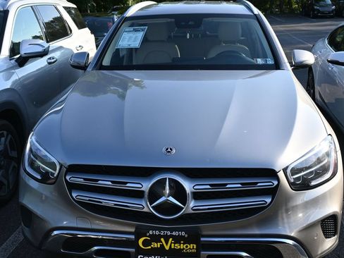 Used 2022 Mercedes-Benz GLC 300 w/ Premium Package Lite image 12