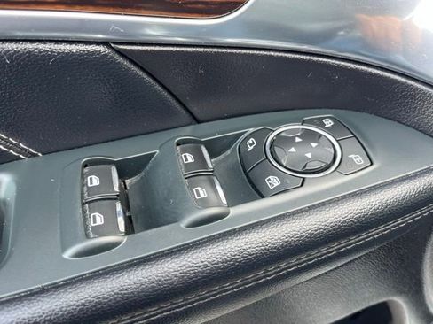 Used 2019 Ford Explorer Limited w/ Class III Trailer Tow Package AWD/4WD image 12