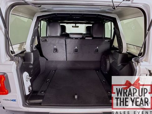 Used 2023 Jeep Wrangler Unlimited Sahara w/ Cold Weather Group image 24