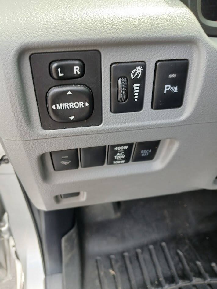 Used 2012 Toyota 4Runner SR5 w/ Premium Pkg AWD/4WD image 26