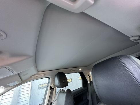 Used 2021 Land Rover Discovery Sport SE AWD/4WD image 63