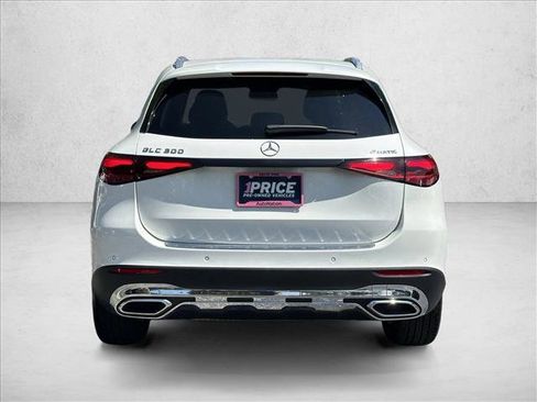 Used 2023 Mercedes-Benz GLC 300 4MATIC image 6