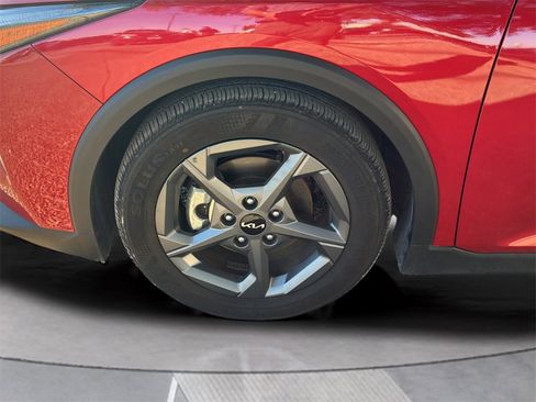 Used 2025 Kia K4 image 35