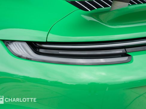 Used 2022 Porsche 911 Turbo image 15