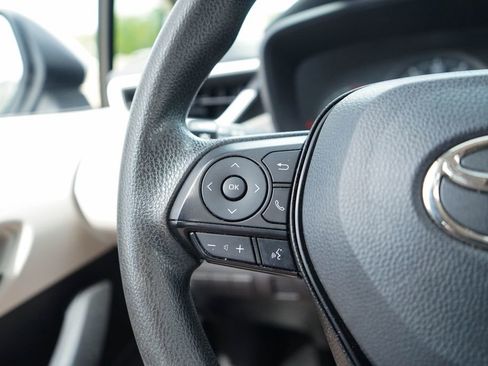 Used 2022 Toyota Corolla L image 22