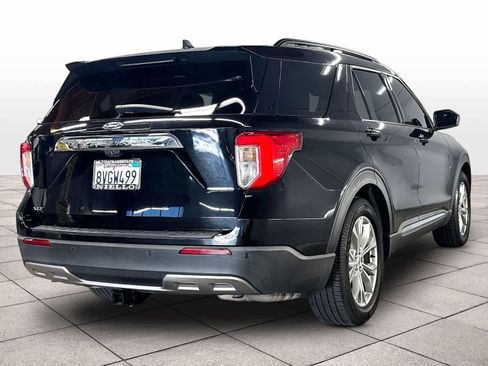 Used 2021 Ford Explorer XLT w/ Equipment Group 202A RWD image 14