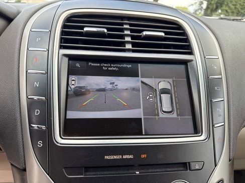 Used 2016 Lincoln MKX Reserve w/ Technology Package image 25