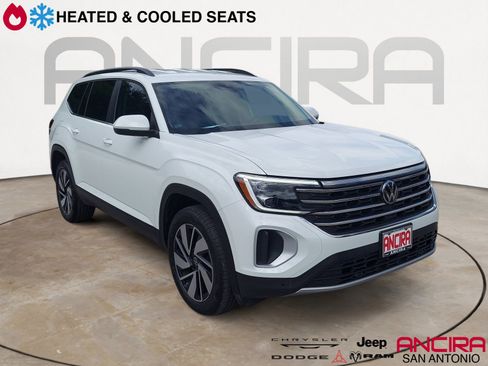 Used 2024 Volkswagen Atlas SE FWD image 1