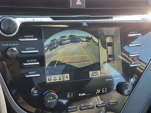 Used 2019 Toyota Camry XSE w/ Driver Assist Package image 19