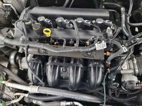 Used 2018 Ford Fusion SE w/ Fusion SE Technology Package FWD image 30