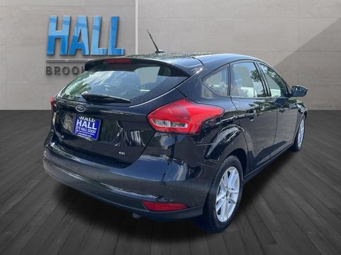 Used 2017 Ford Focus SE FWD image 5