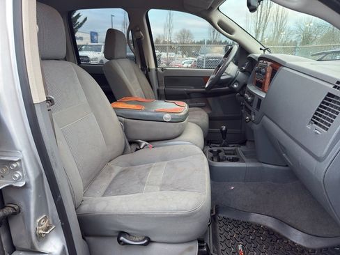 Used 2006 Dodge Ram 2500 Truck SLT image 13