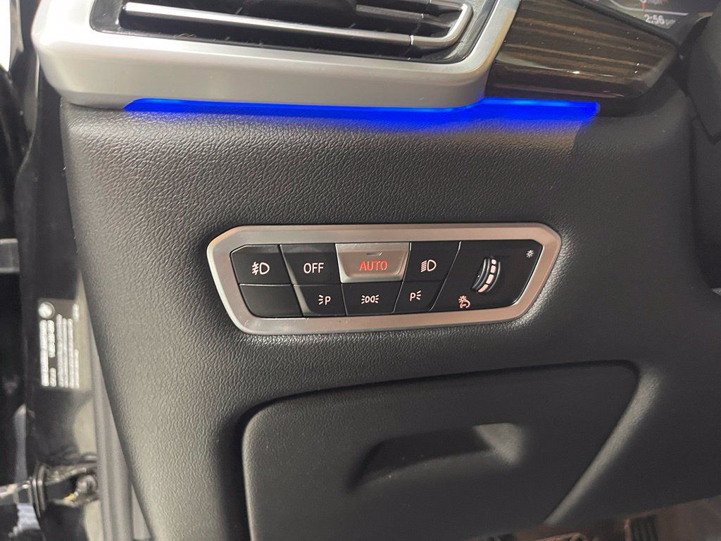Used 2021 BMW X5 xDrive40i w/ Premium Package AWD/4WD image 19