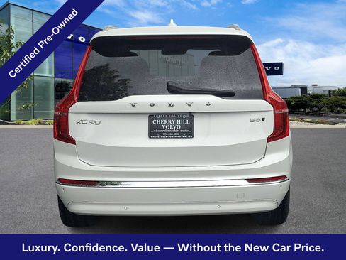 Certified 2024 Volvo XC90 B6 Plus AWD/4WD image 6