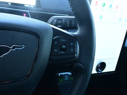 Used 2023 Ford Mustang Mach-E Premium image 19