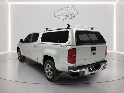 Used 2018 Chevrolet Colorado Z71 AWD/4WD image 3