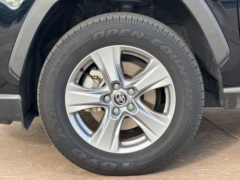 Certified 2025 Toyota RAV4 LE image 32