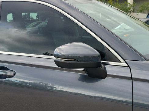 Used 2024 Honda CR-V EX image 8