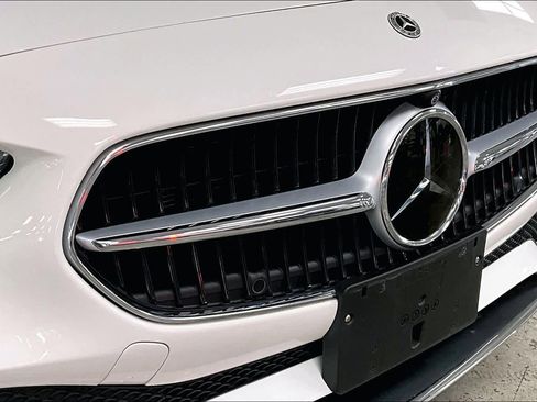 Used 2022 Mercedes-Benz C 300 C 300 image 31