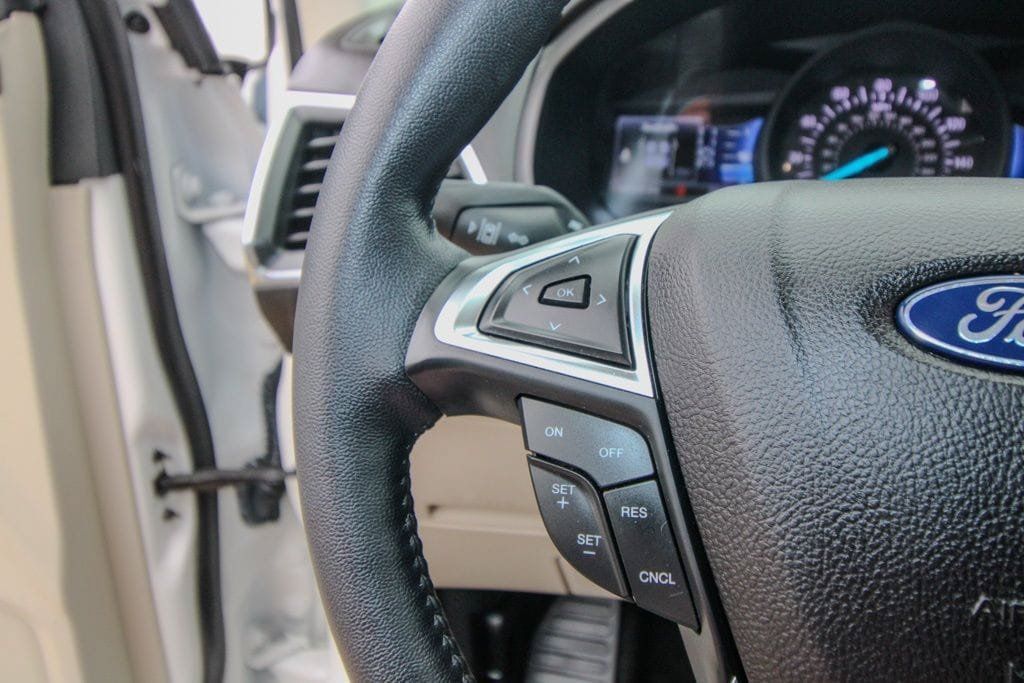 Used 2023 Ford Edge Titanium AWD/4WD image 21