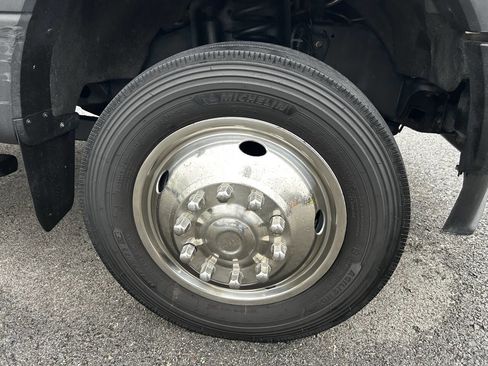 Used 2020 Ford F550 2WD Regular Cab Super Duty image 52