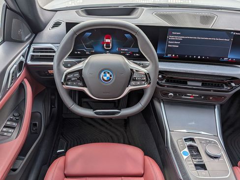 Used 2025 BMW i4 eDrive40 w/ M Sport Package RWD image 34