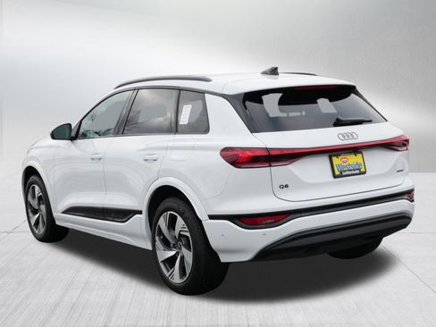 Used 2025 Audi Q6 e-tron Premium Plus w/ Premium Plus image 5