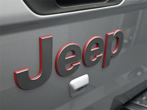 Used 2020 Jeep Gladiator Rubicon image 26